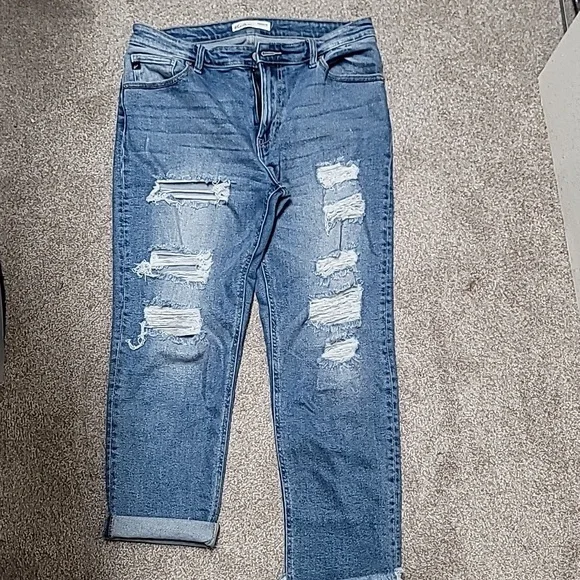 KanCan High Rise Ripped Cropped Jean - Picture 2 of 9